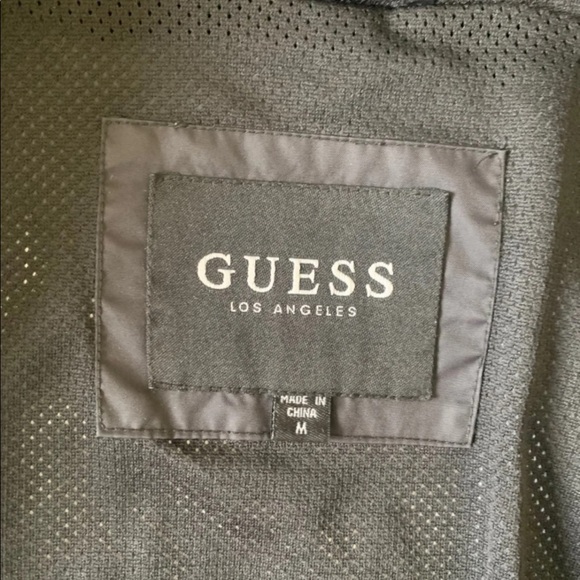 Guess windbreaker - Picture 3 of 4